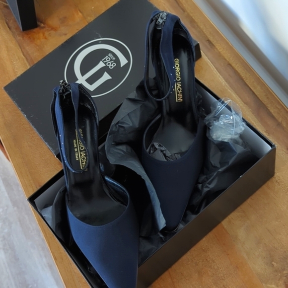FINAL SALE 🆕🌿GIORGIO IACHINI ITALIAN HEELS🌿 - Picture 12 of 12